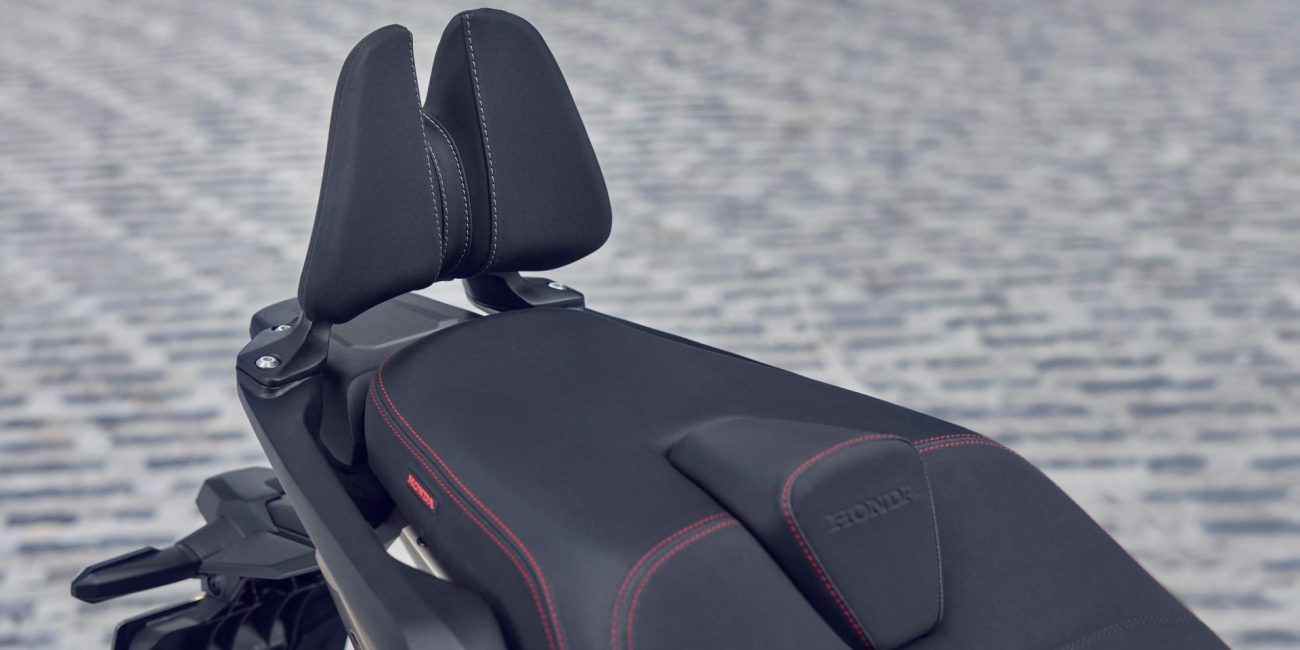 492977_25YM_Honda_Forza_750