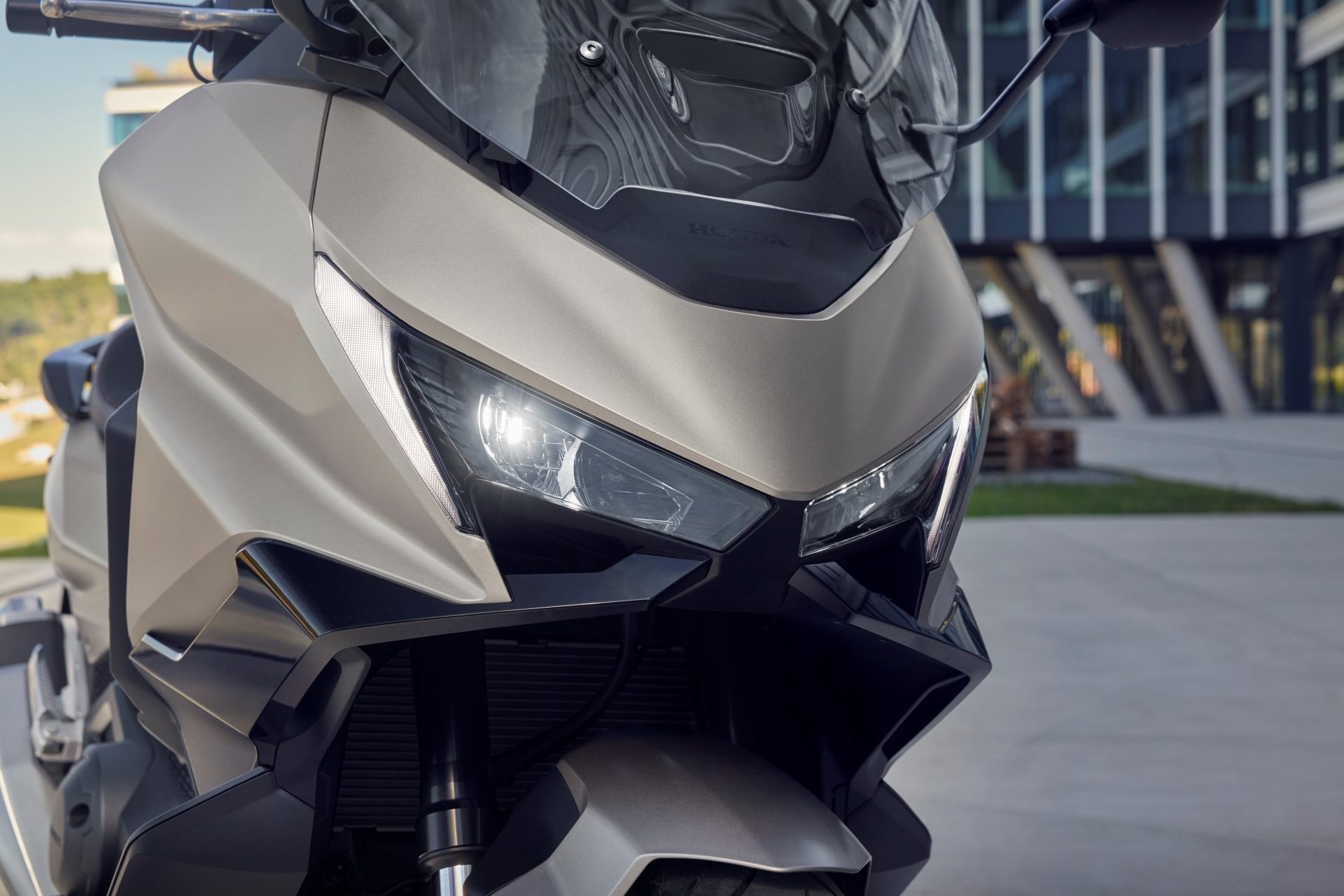 493055_25YM_Honda_Forza_750