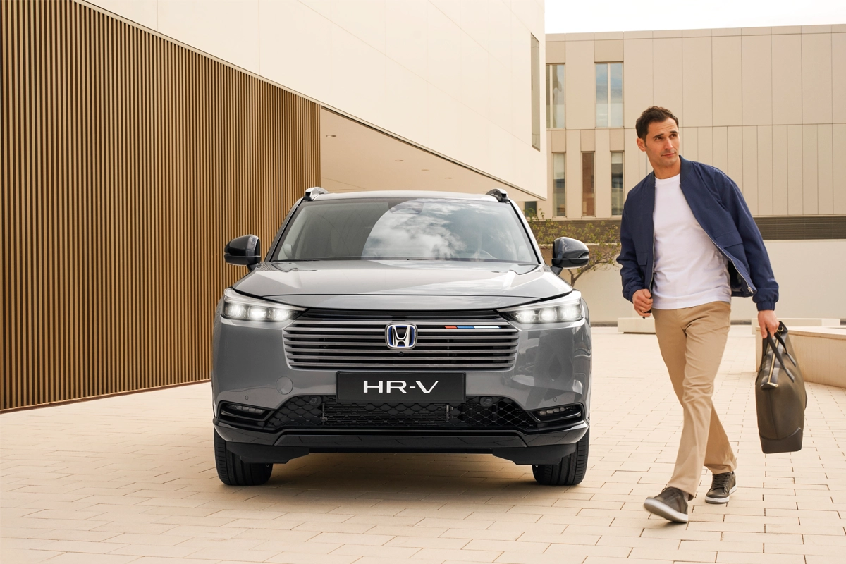 1200x8003 honda hr-v hybrid
