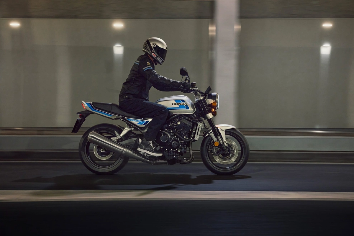 cb 1000 f 4 cb 1000 f 4