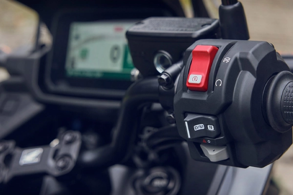 nc750x body 2 nc750x body 2